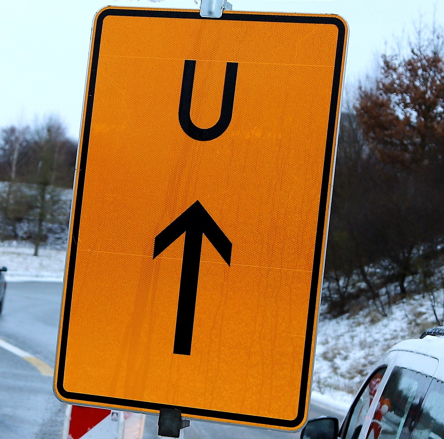 Umleitungsschild als Symbolfoto.