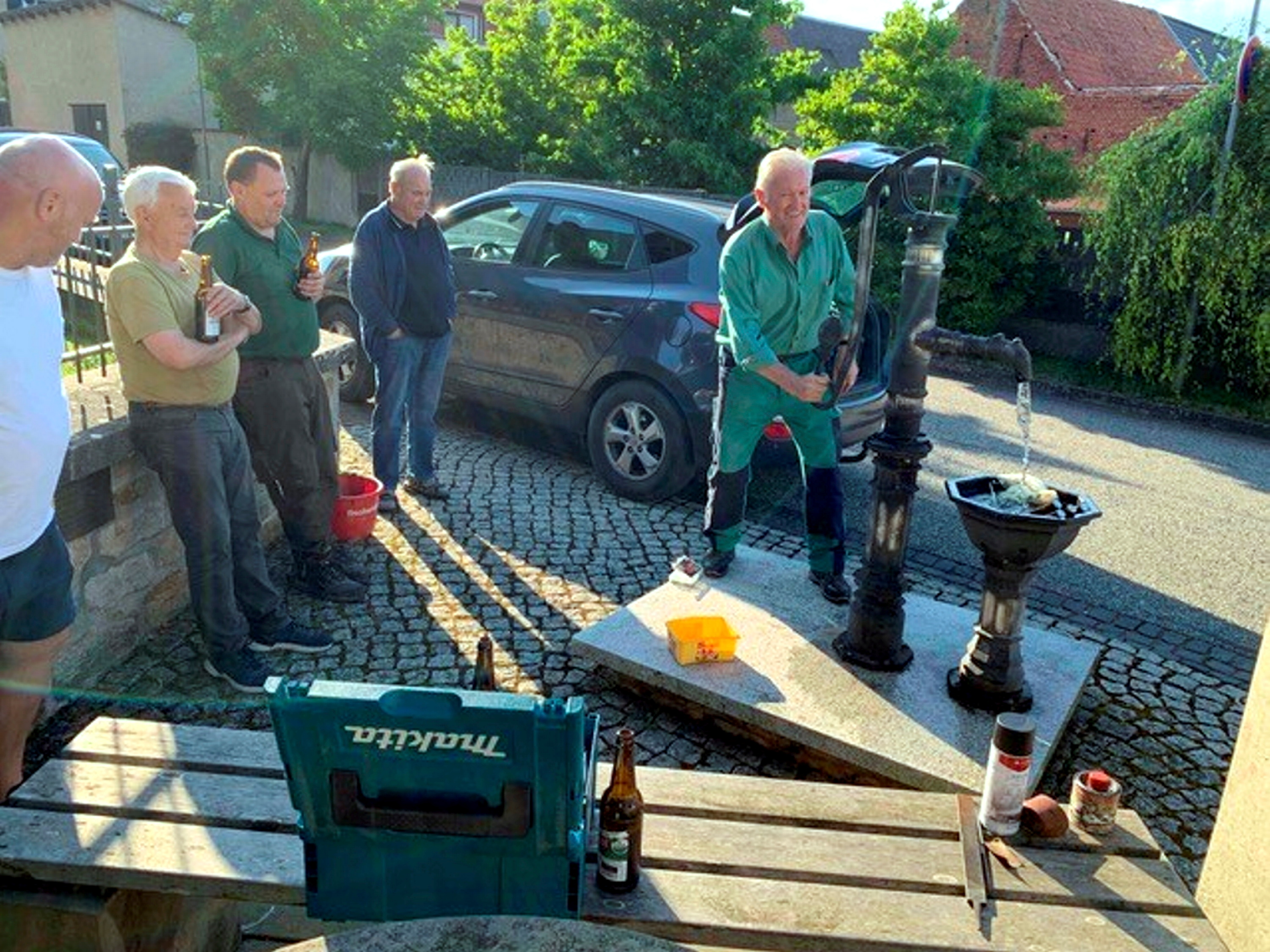 Schwengelpumpe am Kirchbrunnen