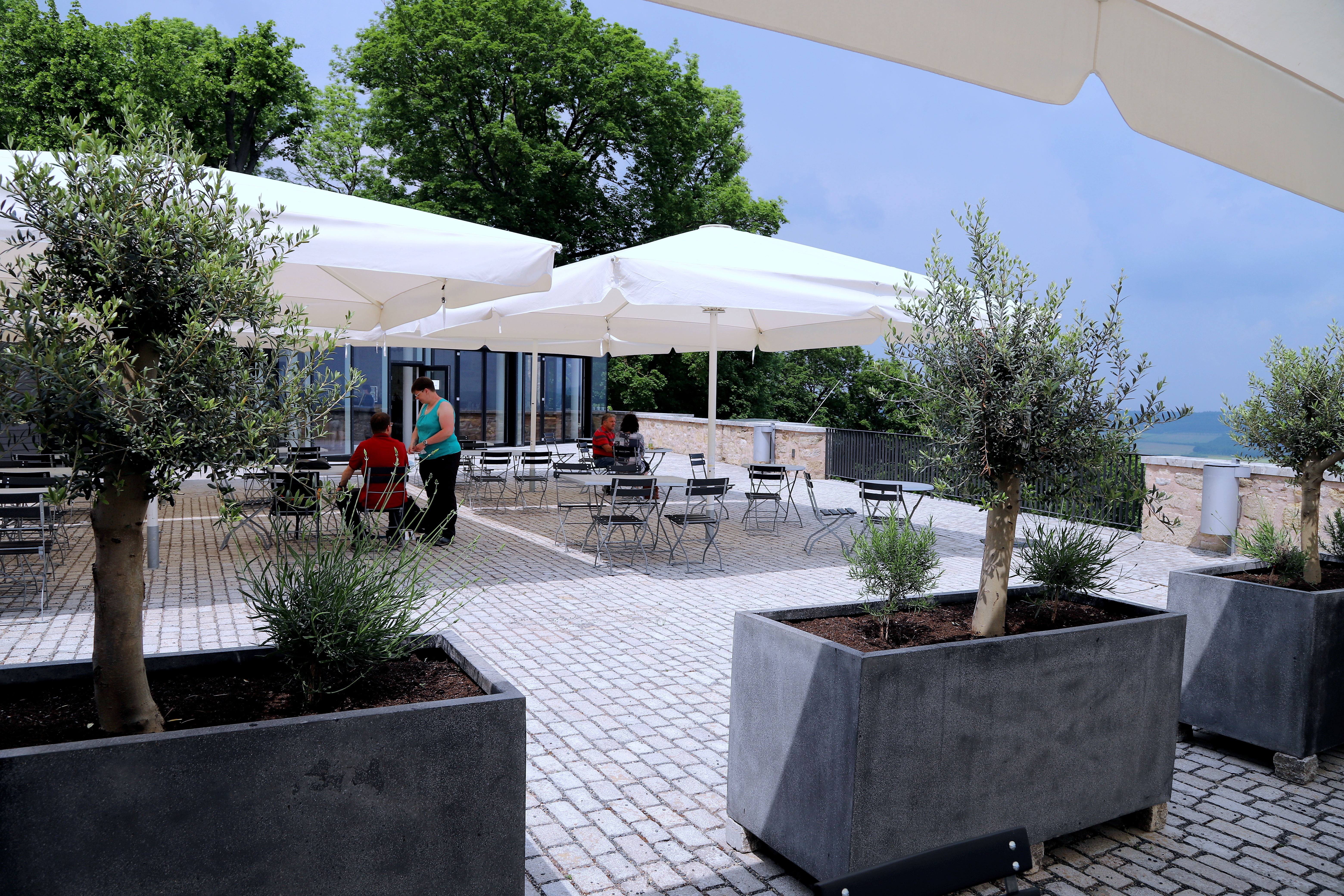 Die Aussichtsterrasse auf dem Scharfenstein.