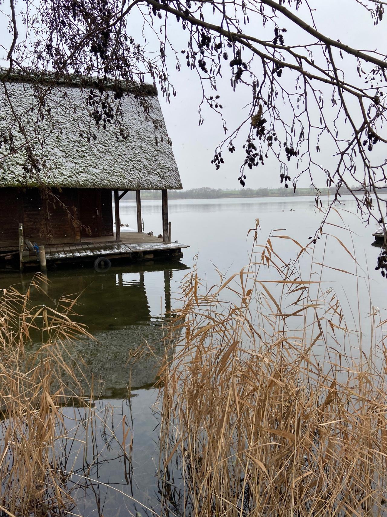 Das Bootshaus am Seeburger See.